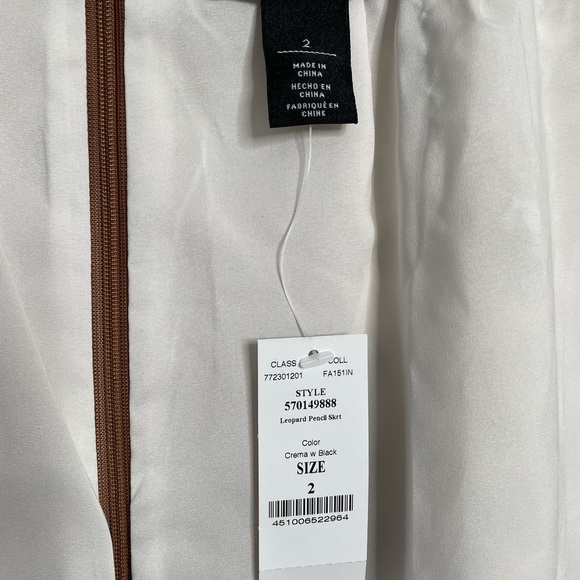 White House Black Market NWT Leopard Print Pencil Skirt. Size 2 - Picture 4 of 5